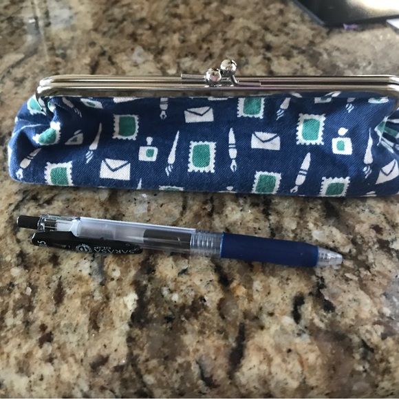 Japanese Import Kiss Lock Cloth Pencil Pouch - Picture 1 of 6